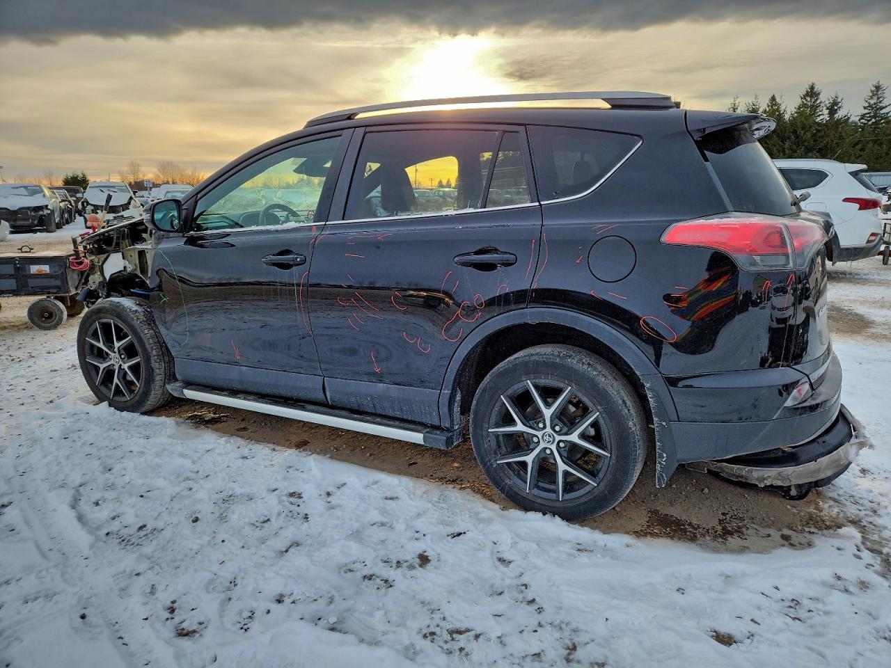 2018 Toyota Rav4 Se - Фото 2