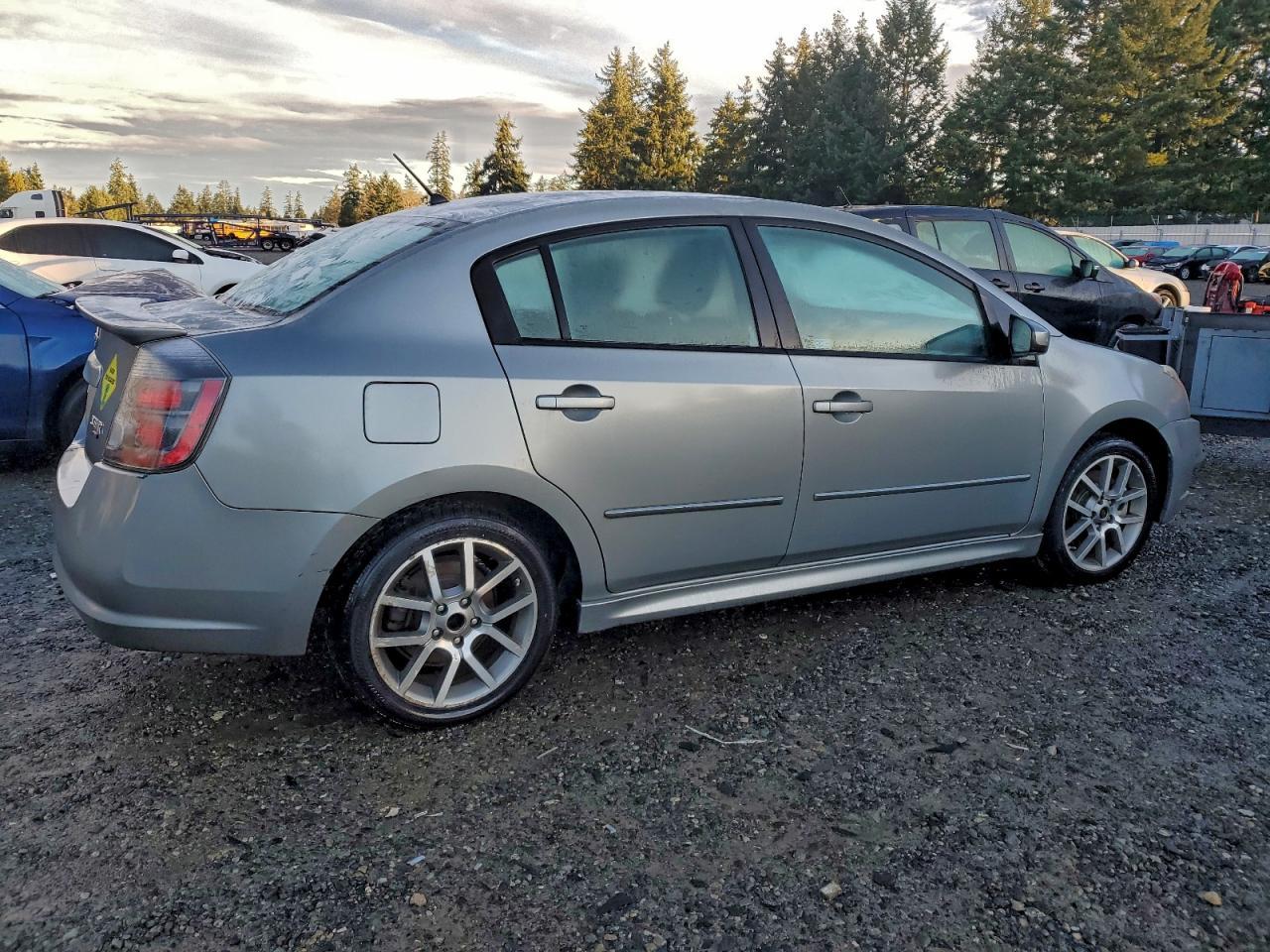 2008 Nissan Sentra Se-R Spec V - Фото 3