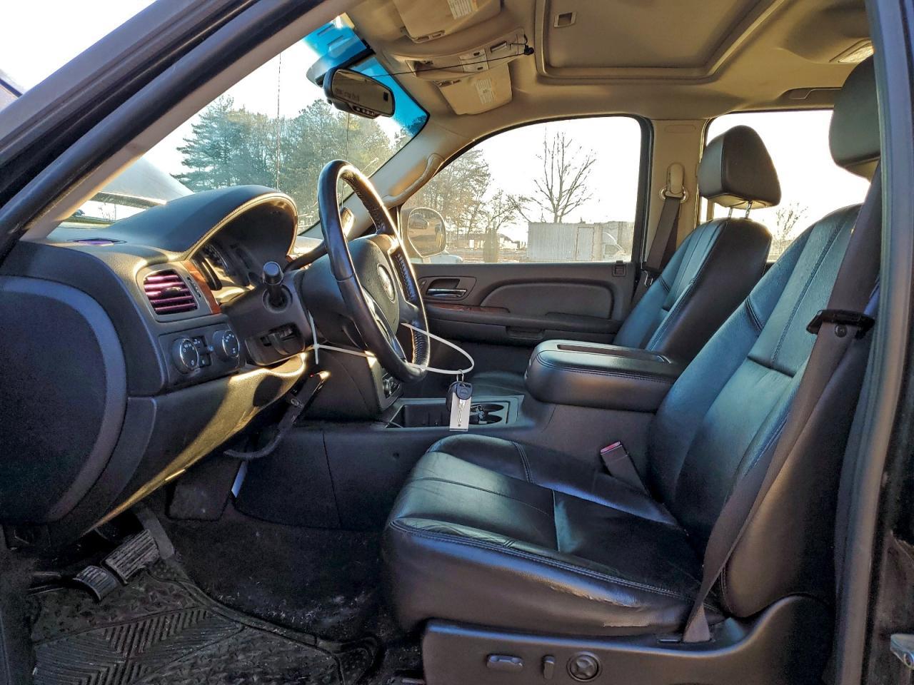 2008 GMC Sierra K1500 - Image 7