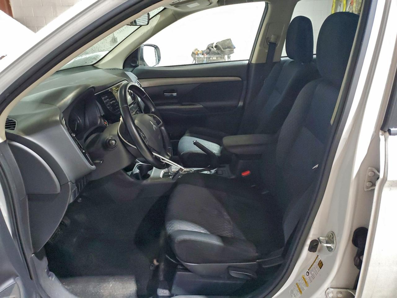 2014 Mitsubishi Outlander Se - Фото 7