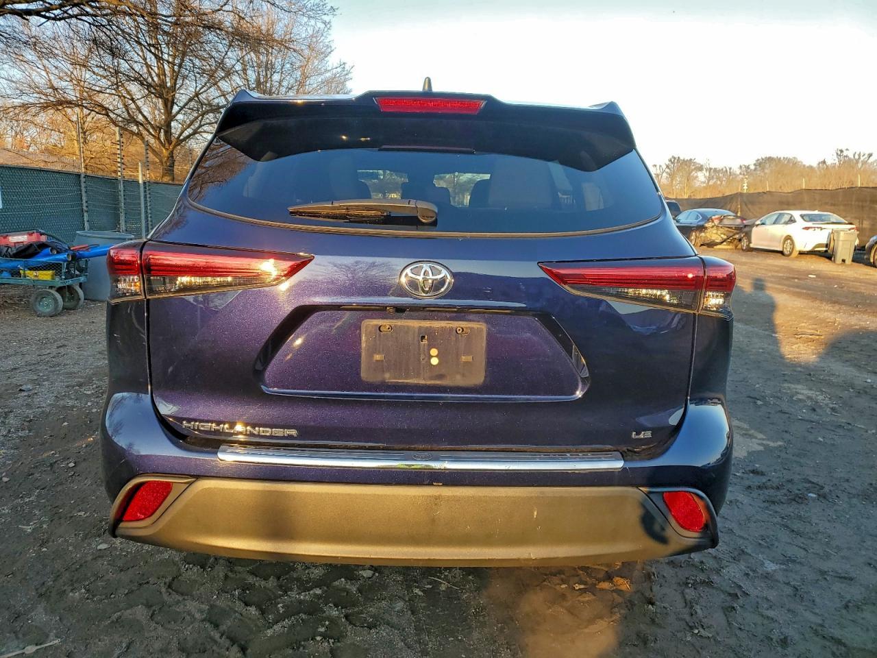 2023 Toyota Highlander L - Фото 6