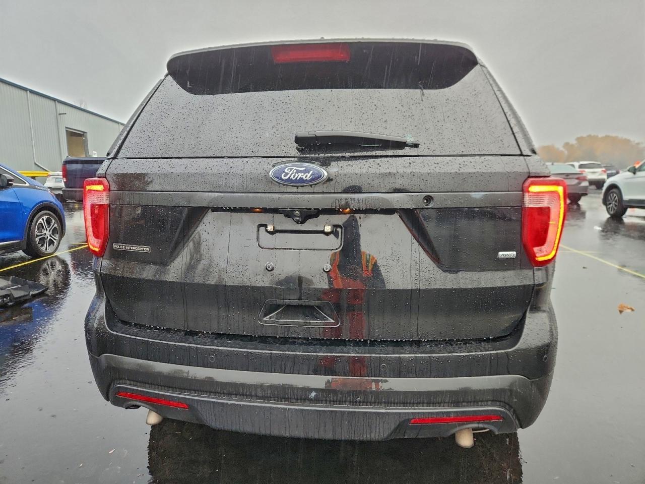 2016 Ford Explorer Police Interceptor - Image 6