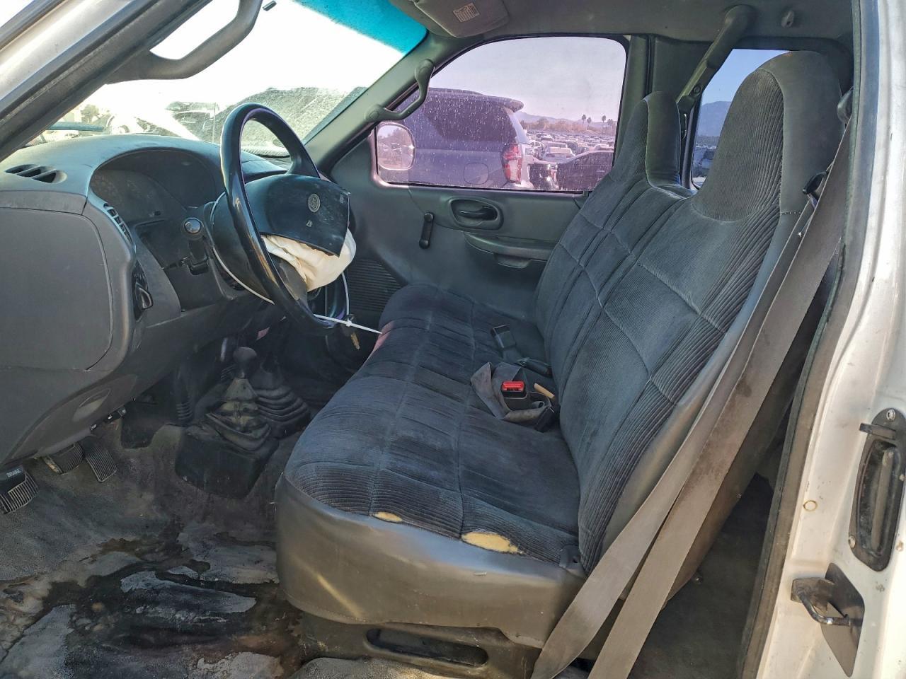 2000 Ford F150 - Фото 7