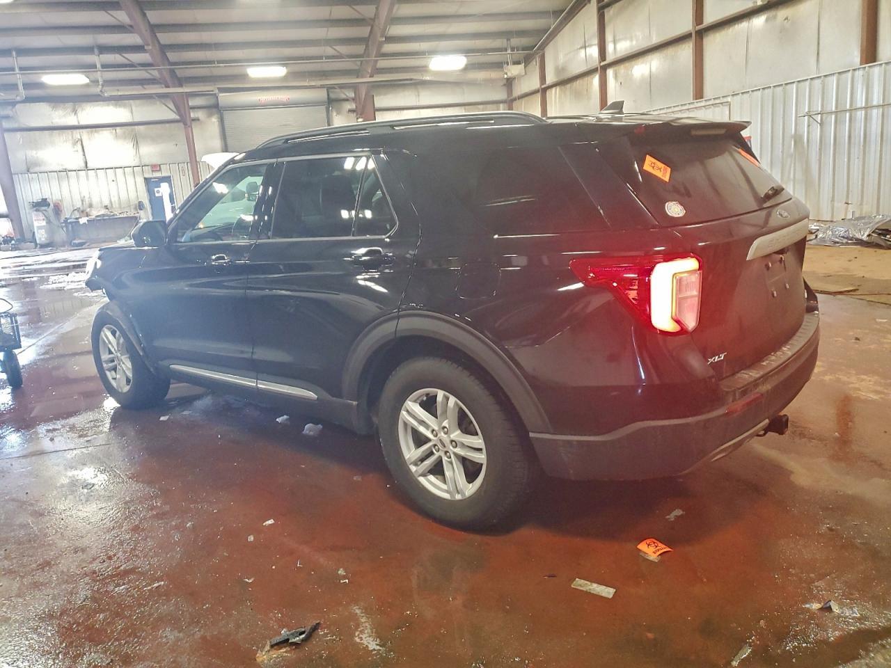 2021 Ford Explorer Xlt - Фото 2