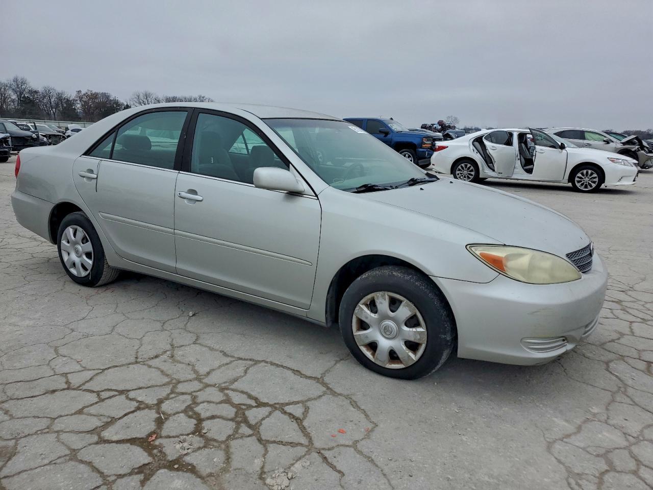 2003 Toyota Camry Le - Image 4