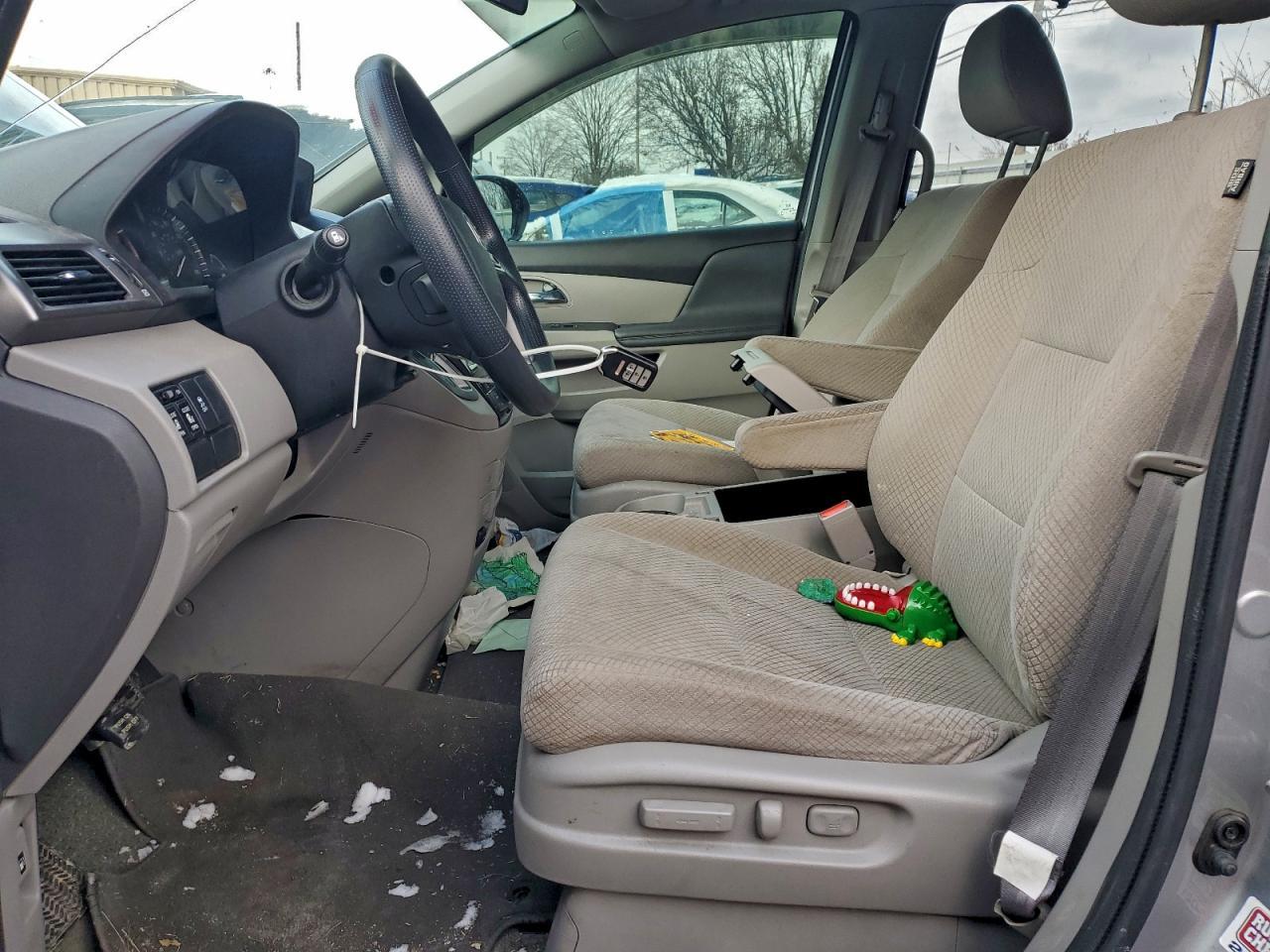 2016 Honda Odyssey Se - Image 7