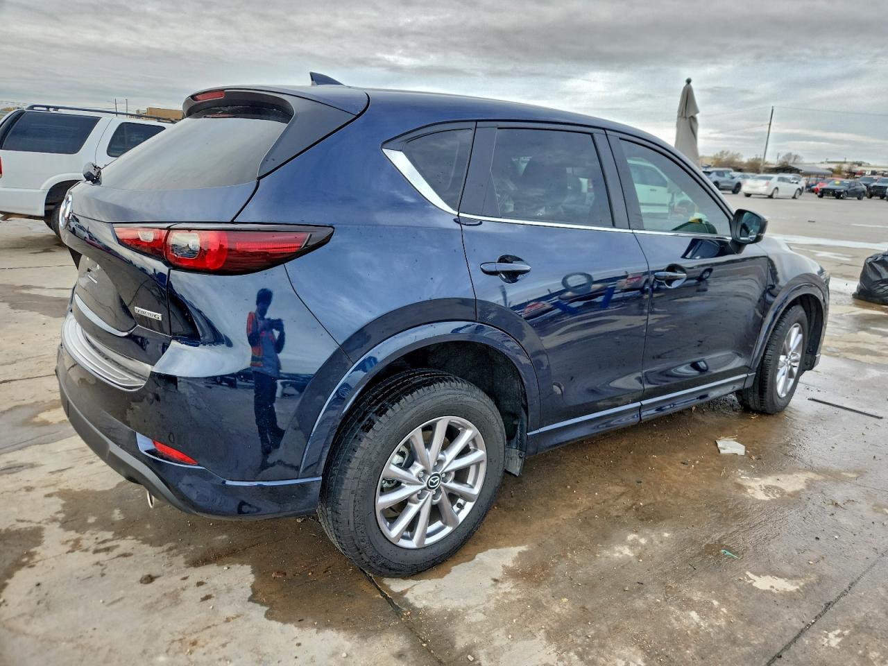 2024 Mazda Cx-5 Preferred - Image 3