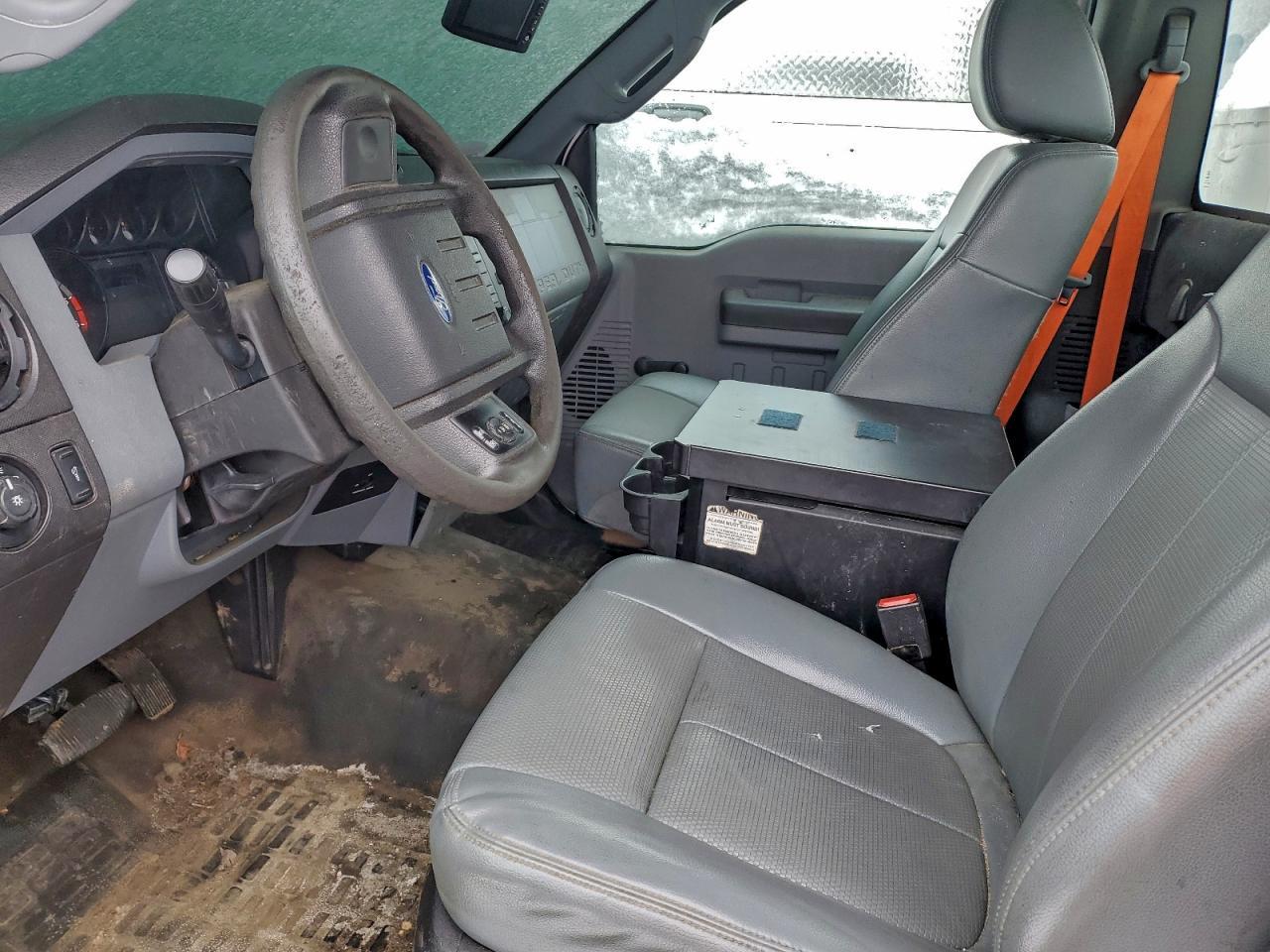 2015 Ford F450 Super Duty - Image 7