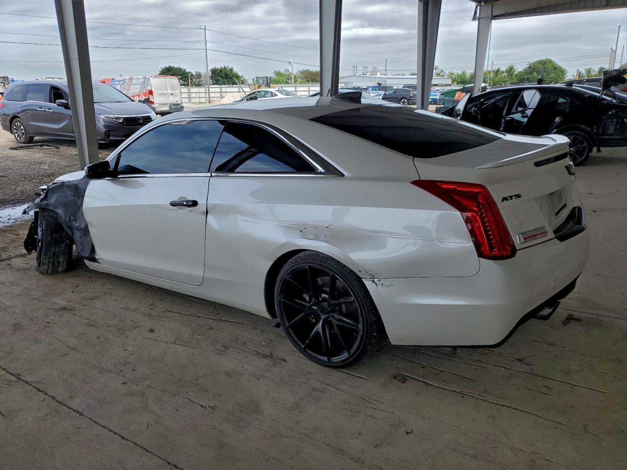 2016 Cadillac Ats - Фото 2