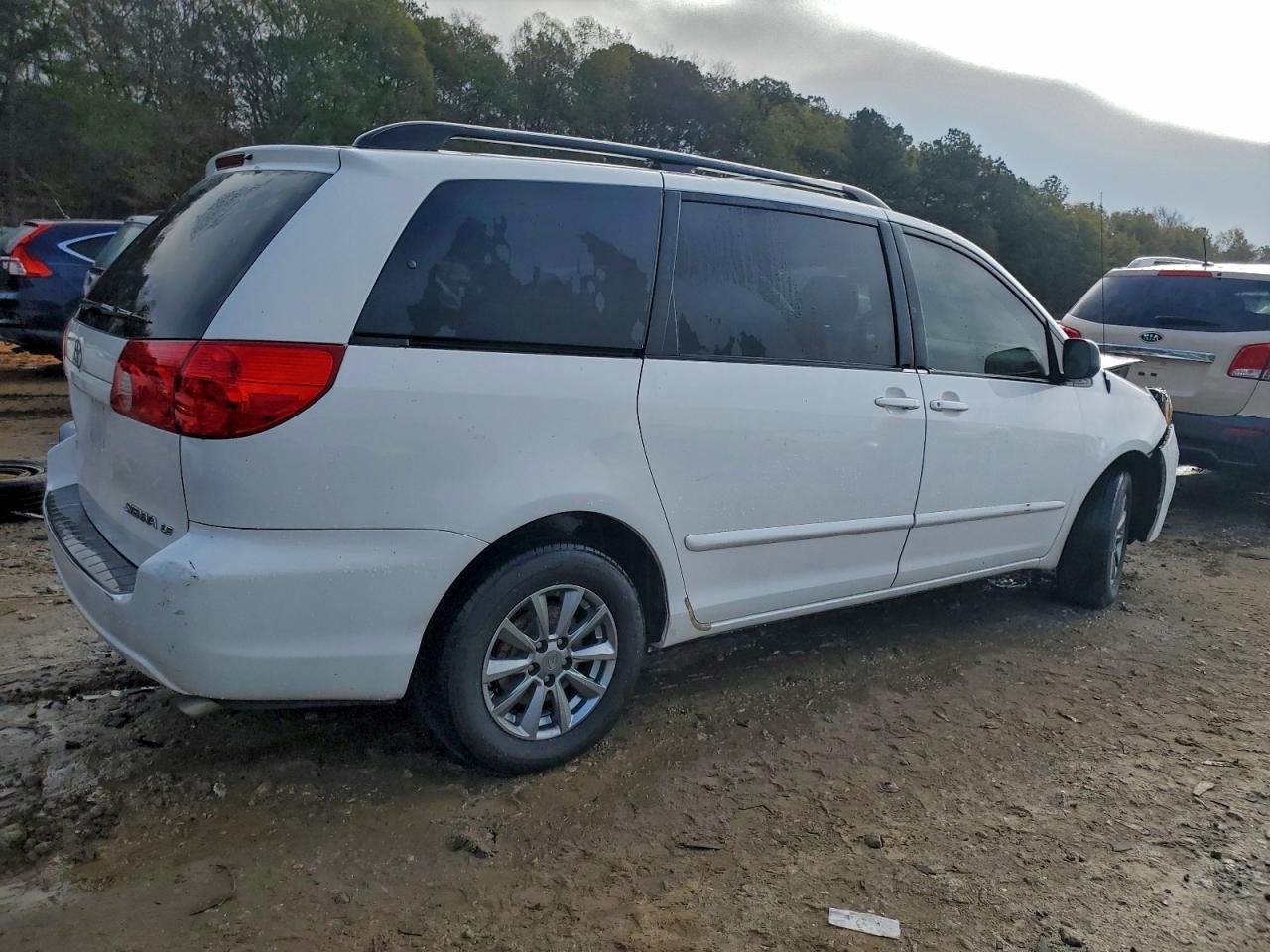 2006 Toyota Sienna Ce - Фото 3