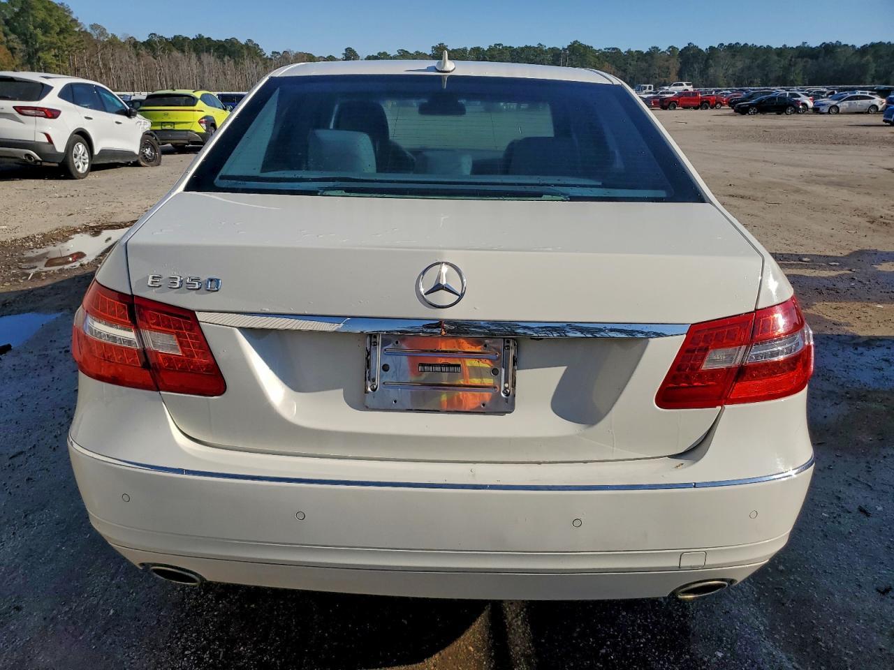 2010 Mercedes-Benz E 350 - Фото 6