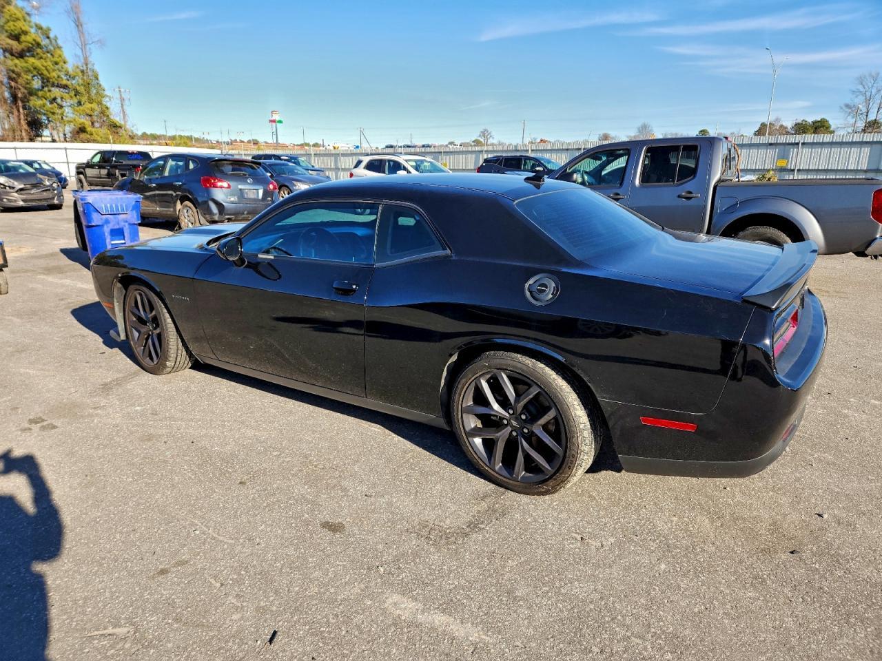 2021 Dodge Challenger R/T - Фото 2