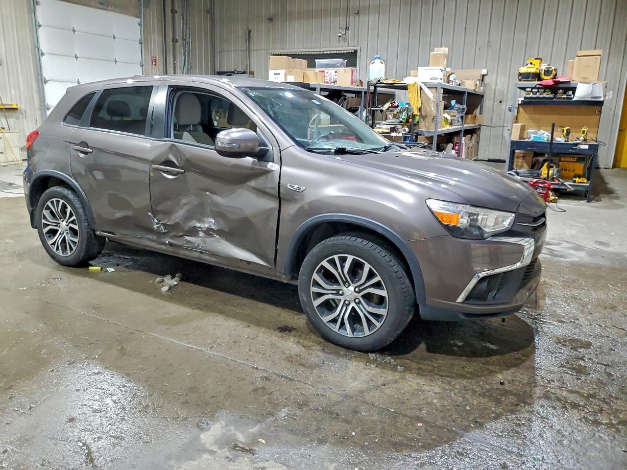 2018 Mitsubishi Outlander Sport Es - Фото 4