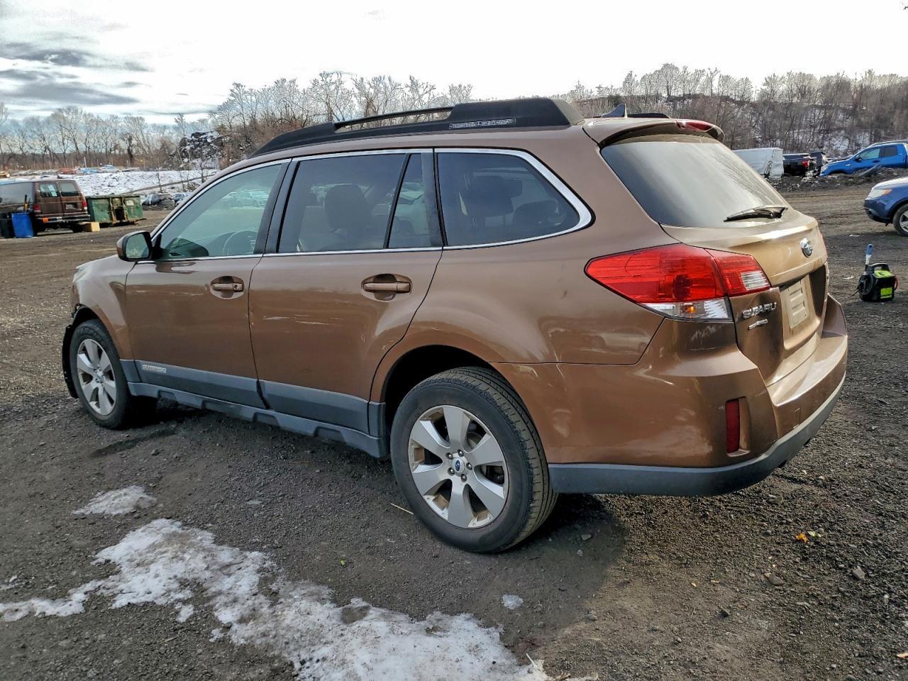 2012 Subaru Outback 2.5I Limited - Фото 2