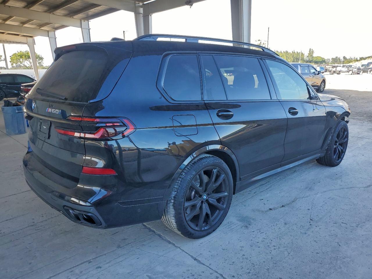 2024 BMW X7 M60I - Image 3