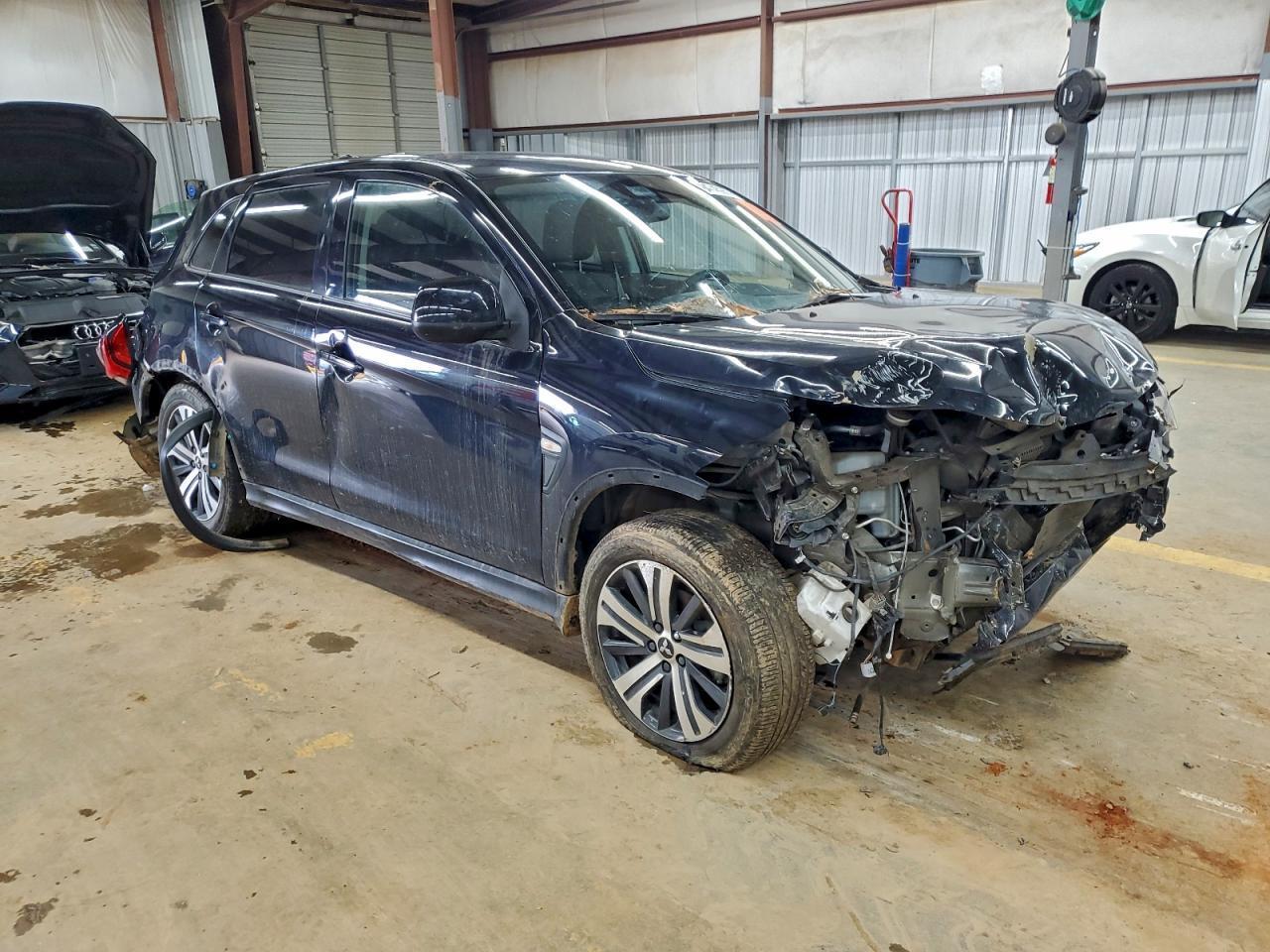 2022 Mitsubishi Outlander Sport Es - Фото 4