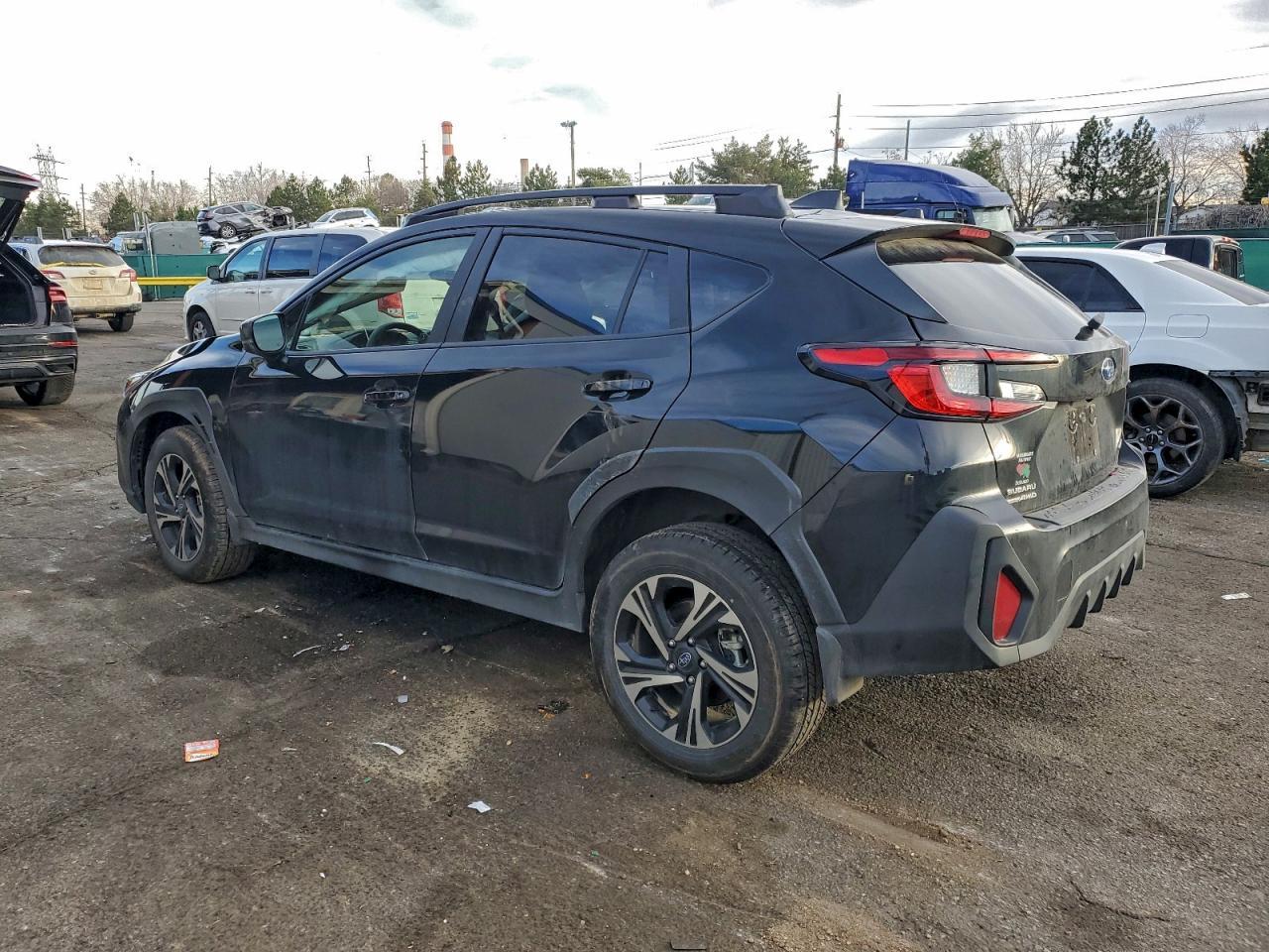 2025 Subaru Crosstrek Premium - Фото 2