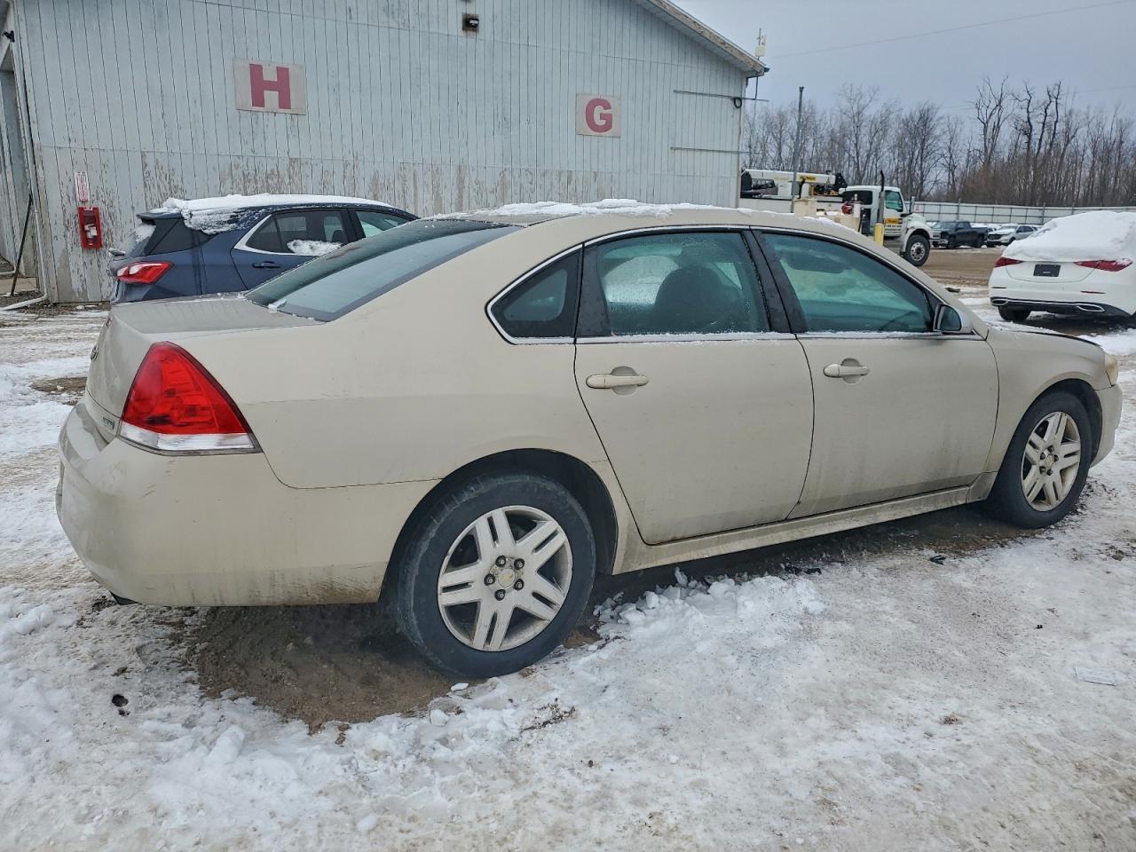 2012 Chevrolet Impala Ls - Image 3