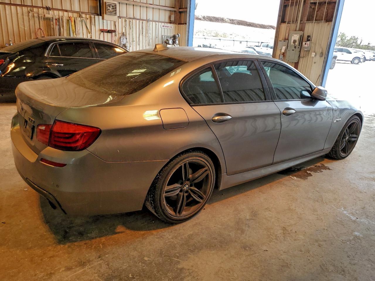 2013 BMW 535 I - Image 3