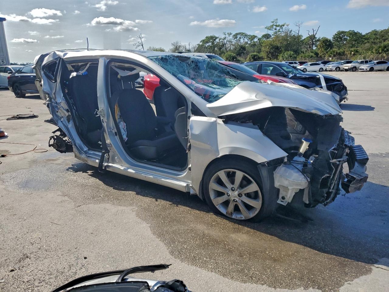 2014 Hyundai Accent Se - Фото 4