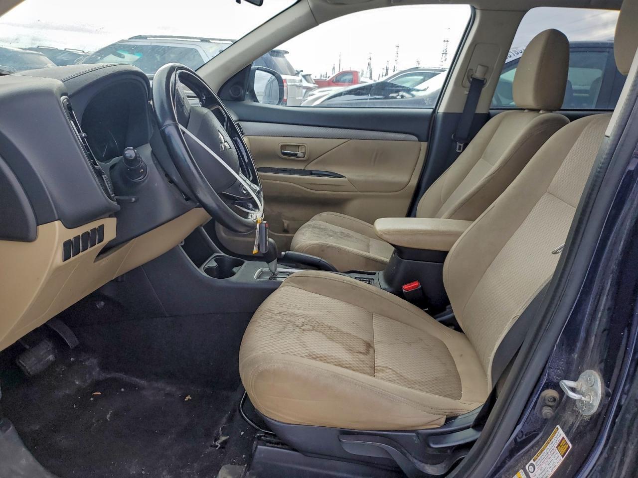 2016 Mitsubishi Outlander Se - Image 7