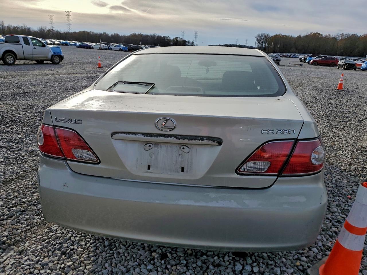 2004 Lexus Es 330 - Image 6