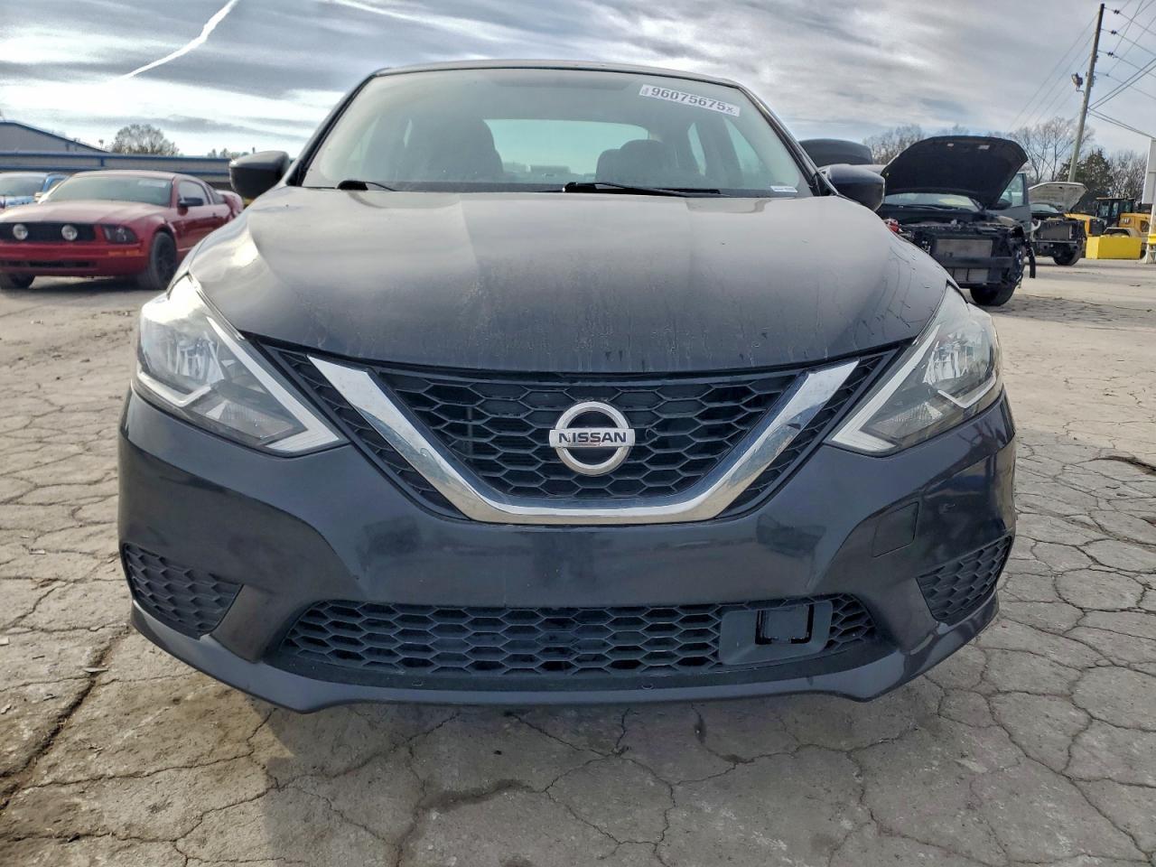 2019 Nissan Sentra S - Фото 5