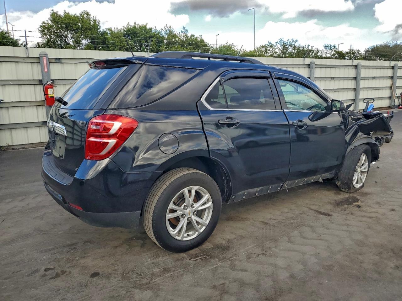 2017 Chevrolet Equinox Lt - Фото 3