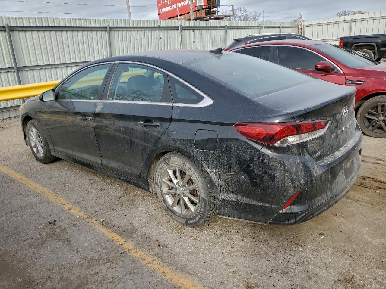 2018 Hyundai Sonata Se - Image 2