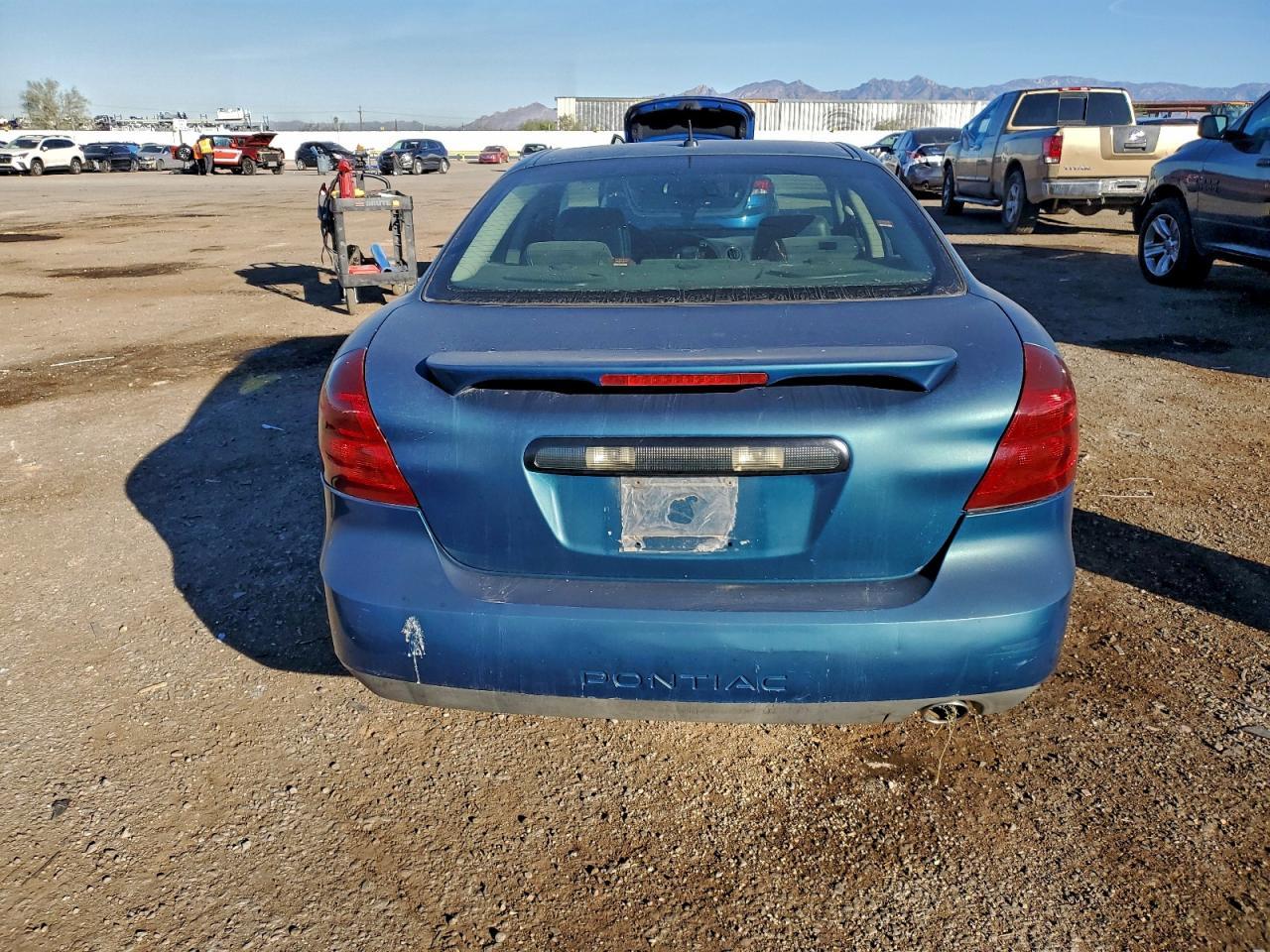 2008 Pontiac Grand Prix - Фото 6