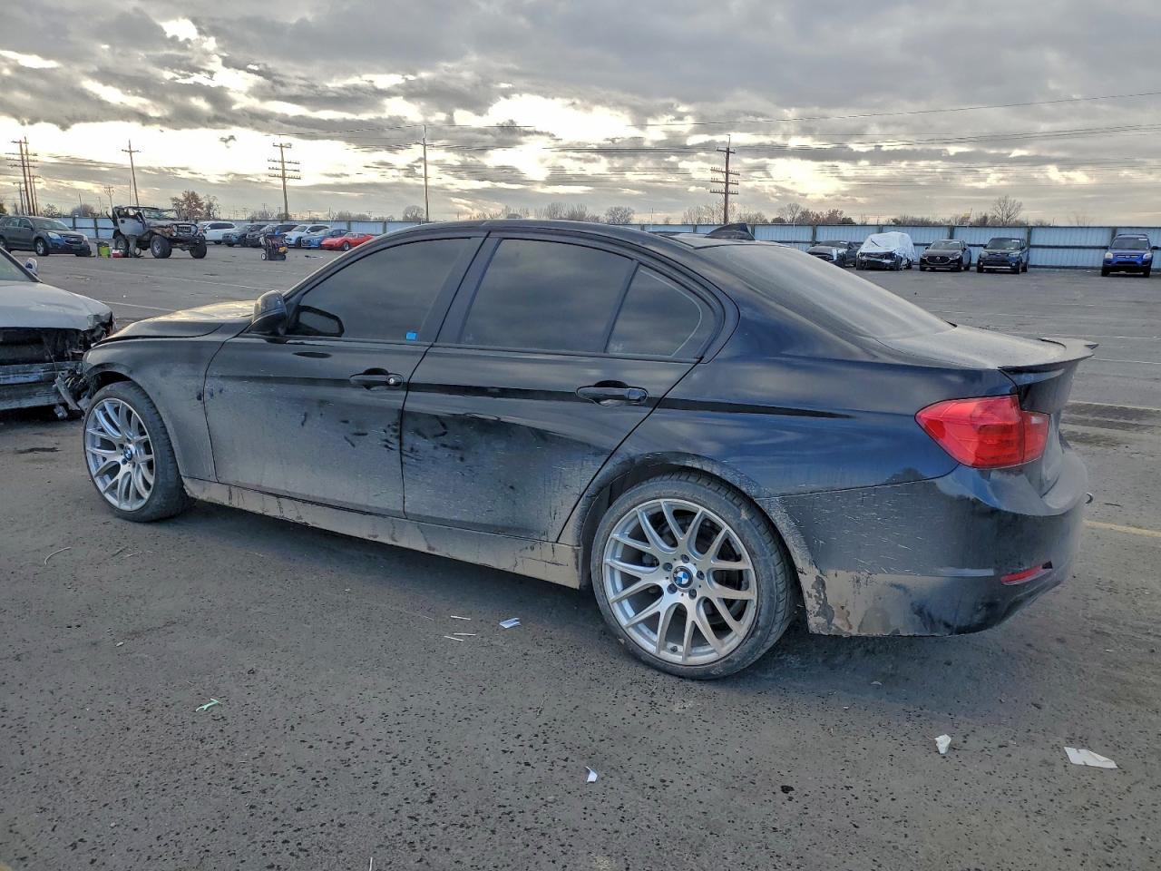 2014 BMW 320 I xDrive - Фото 2