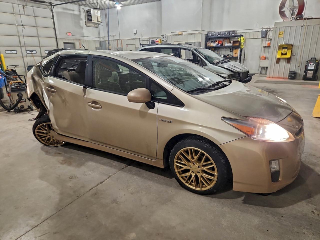 2011 Toyota Prius - Фото 4