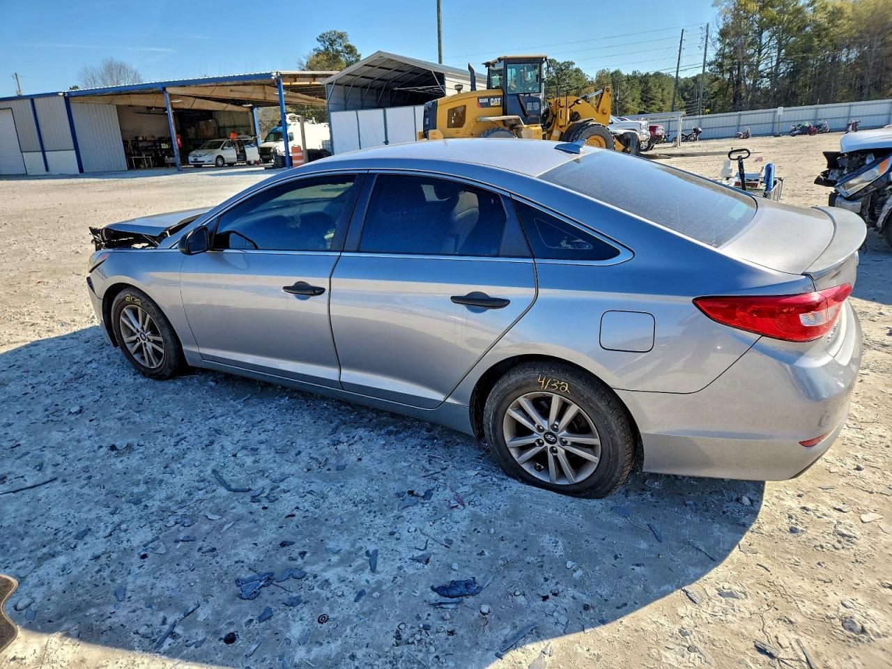 2017 Hyundai Sonata Se - Image 2