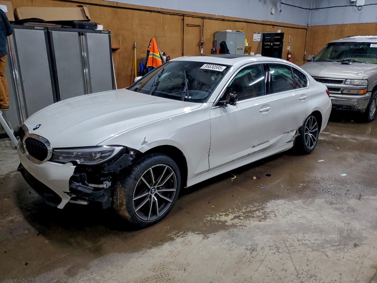 2021 BMW 330Xi