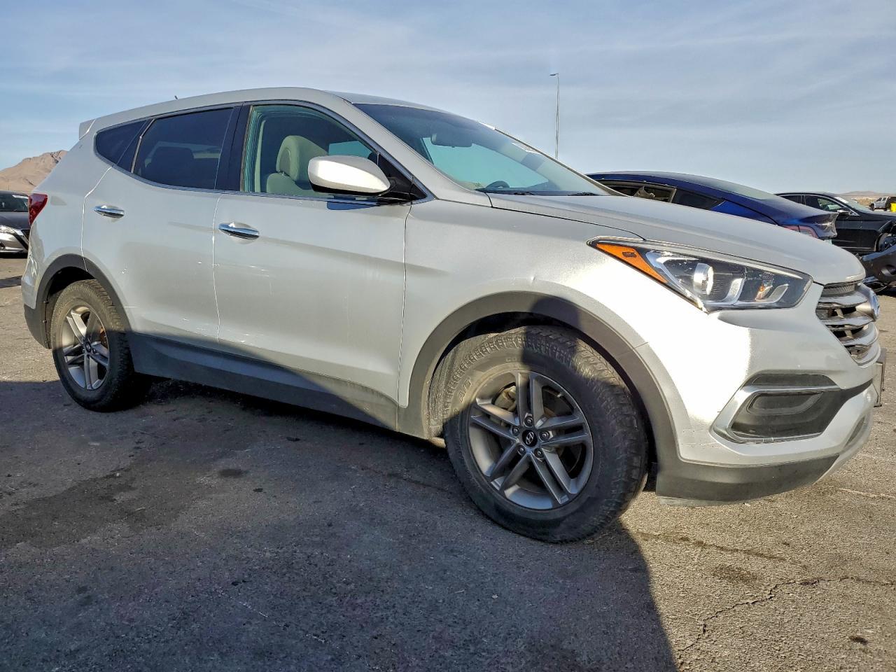 2018 Hyundai Santa Fe Sport 2.4L - Фото 4