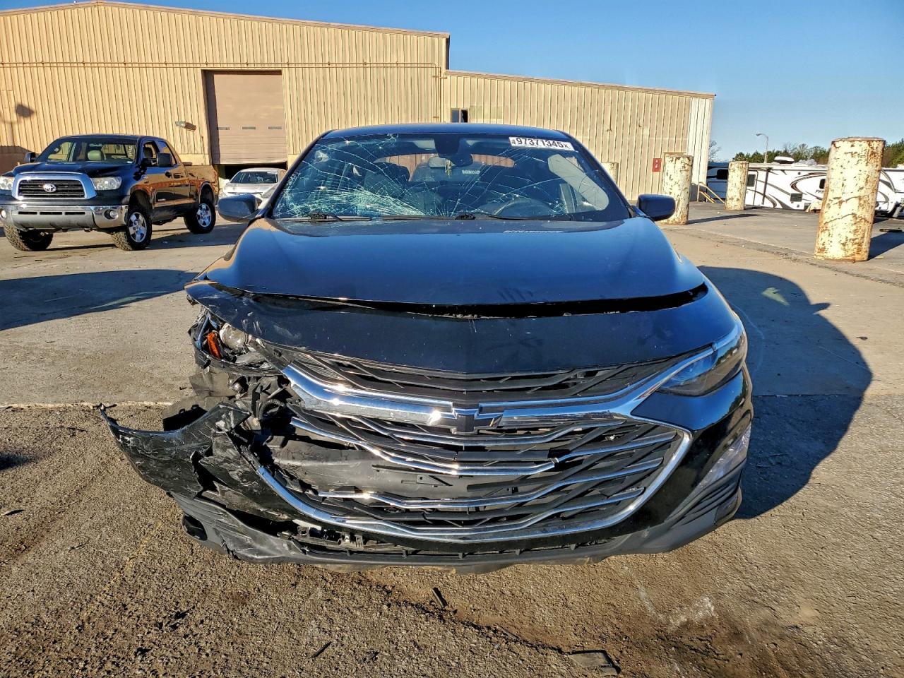 2022 Chevrolet Malibu Lt - Фото 5