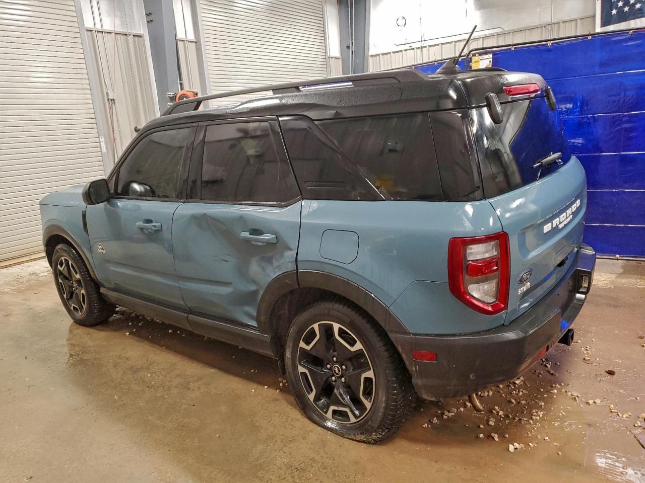 2021 Ford Bronco Sport Outer Banks - Image 2