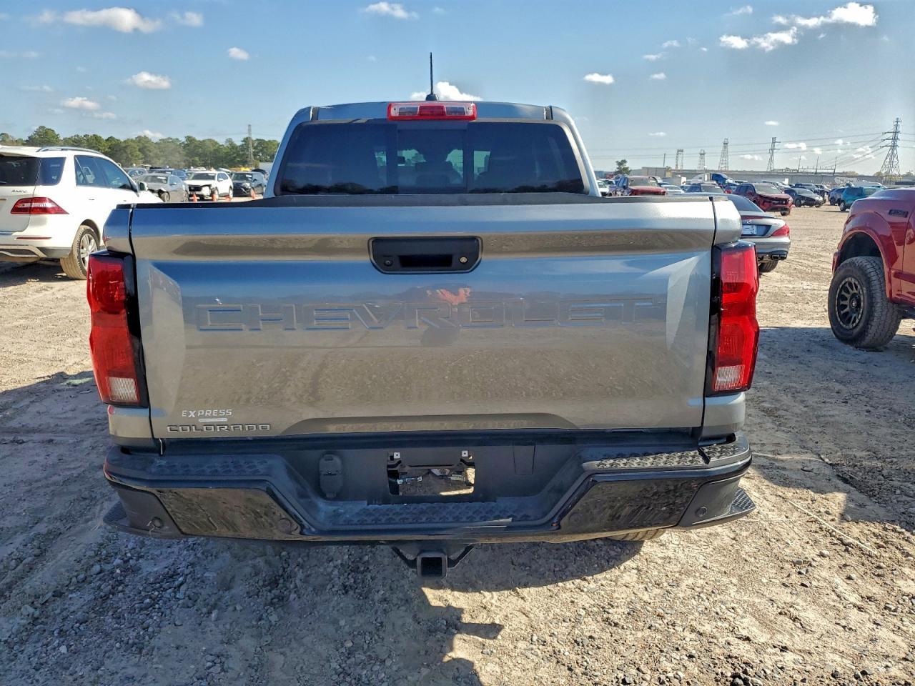 2024 Chevrolet Colorado Z71 - Фото 6