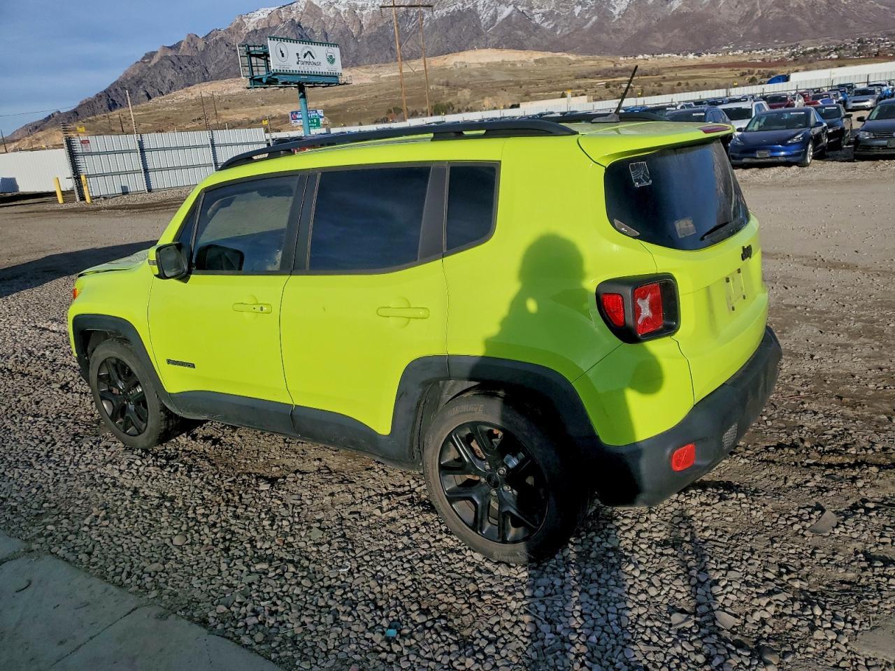 2017 Jeep Renegade Latitude - Фото 2