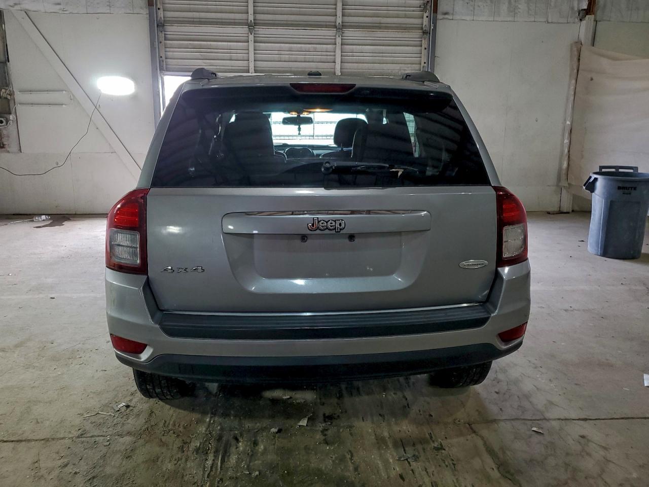 2015 Jeep Compass Latitude - Фото 6