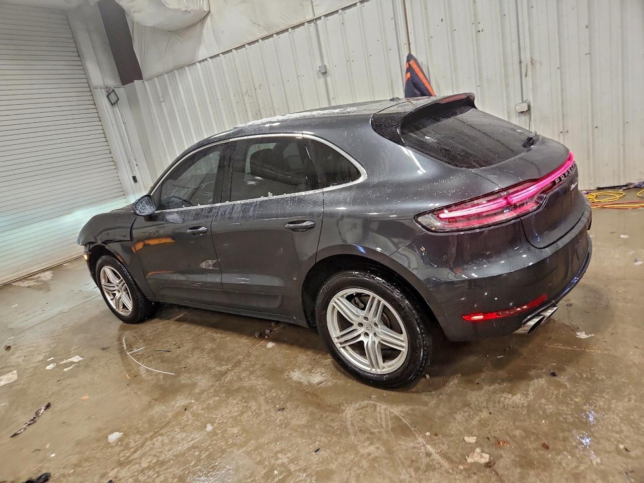 2021 Porsche Macan S - Image 2