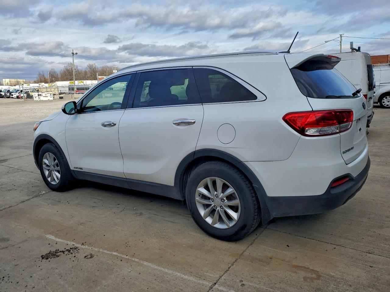 2016 Kia Sorento Lx - Фото 2