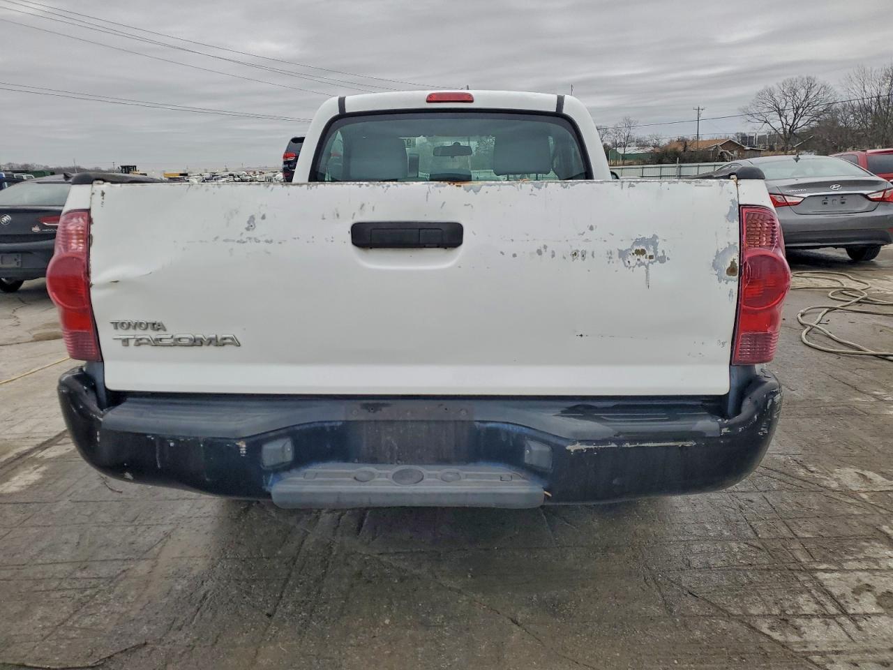 2012 Toyota Tacoma - Image 6