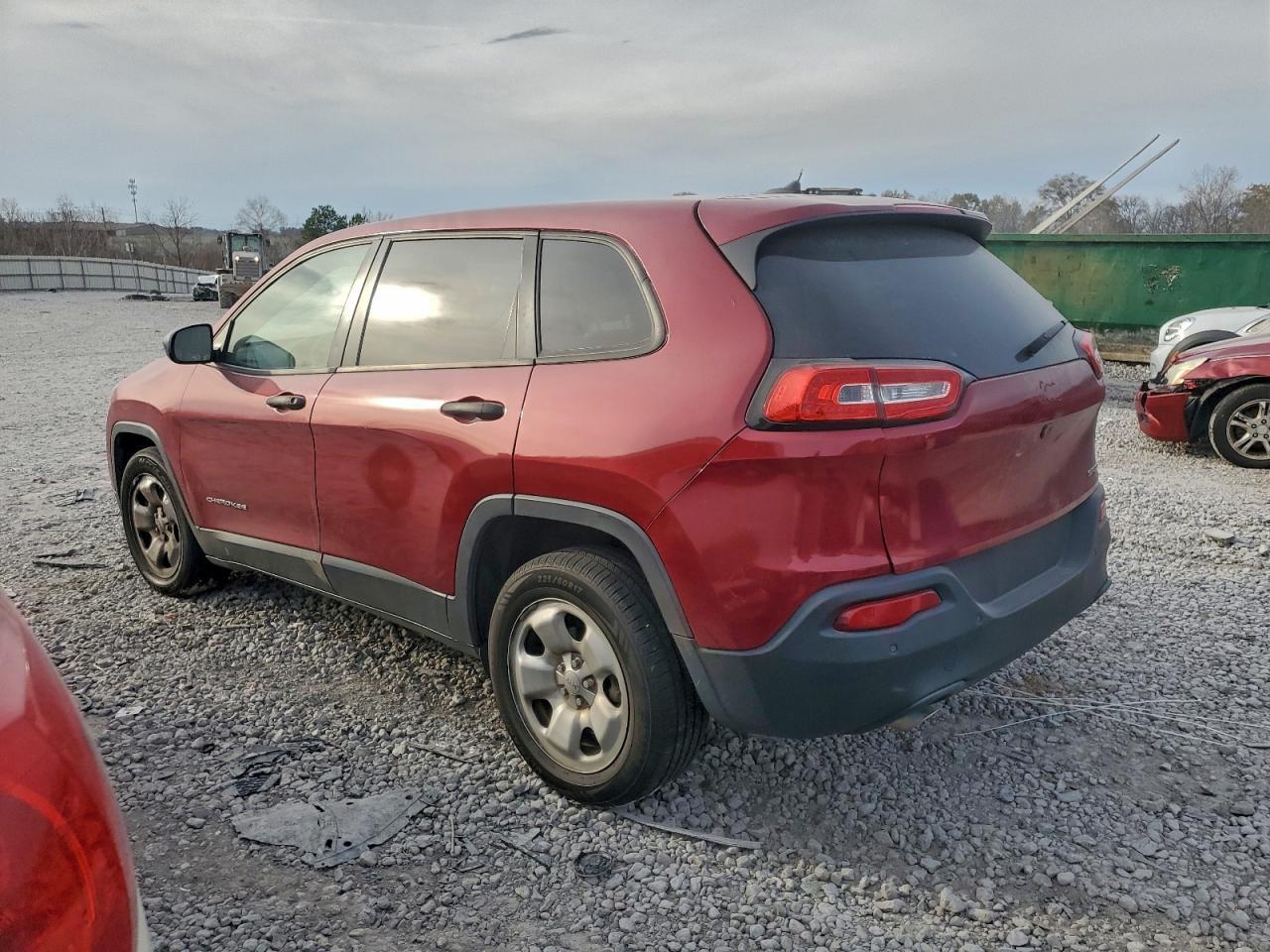 2015 Jeep Cherokee Sport - Image 2