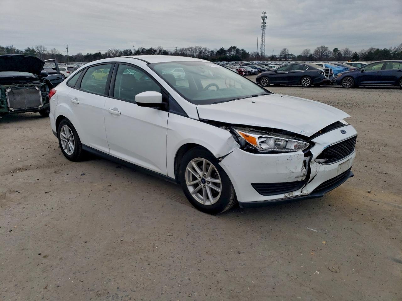 2018 Ford Focus Se - Image 4