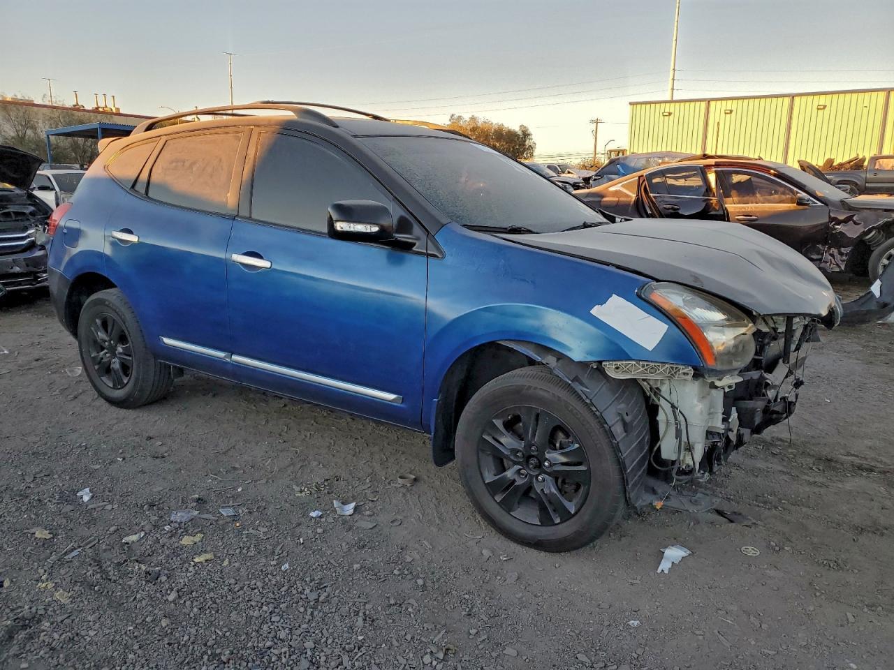 2014 Nissan Rogue Select S - Фото 4