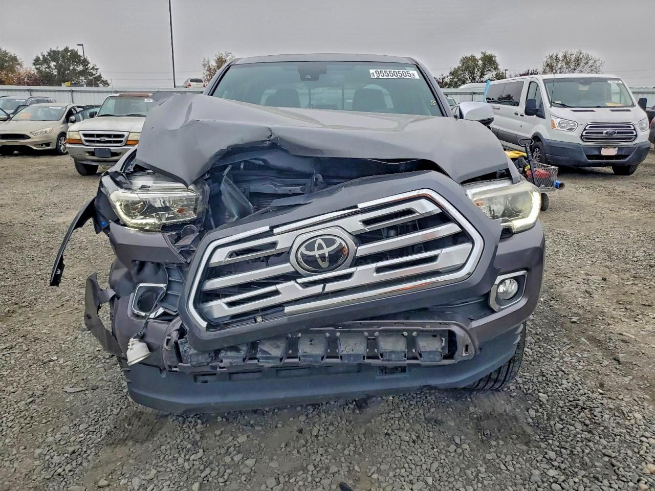 2019 Toyota Tacoma Double Cab - Image 5