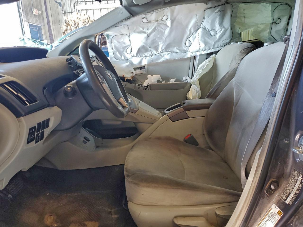 2015 Toyota Prius - Image 7
