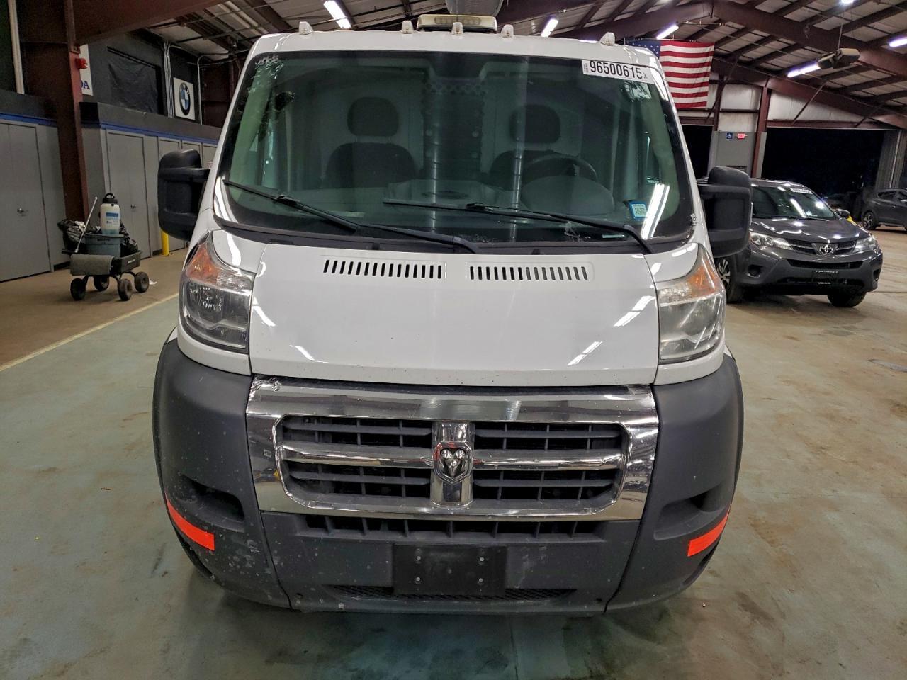 2017 Ram Promaster 1500 Delivery Van - Фото 5