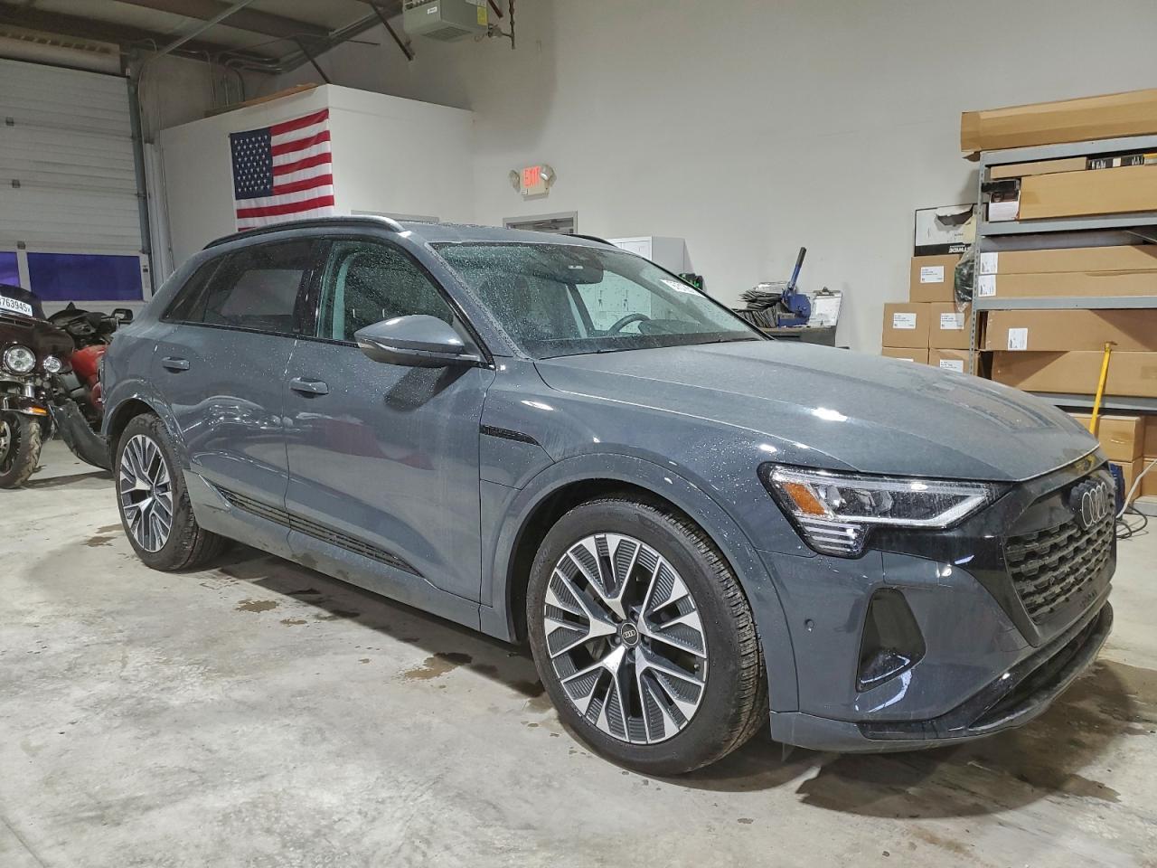 2024 Audi Q8 E-Tron Premium Plus - Image 4